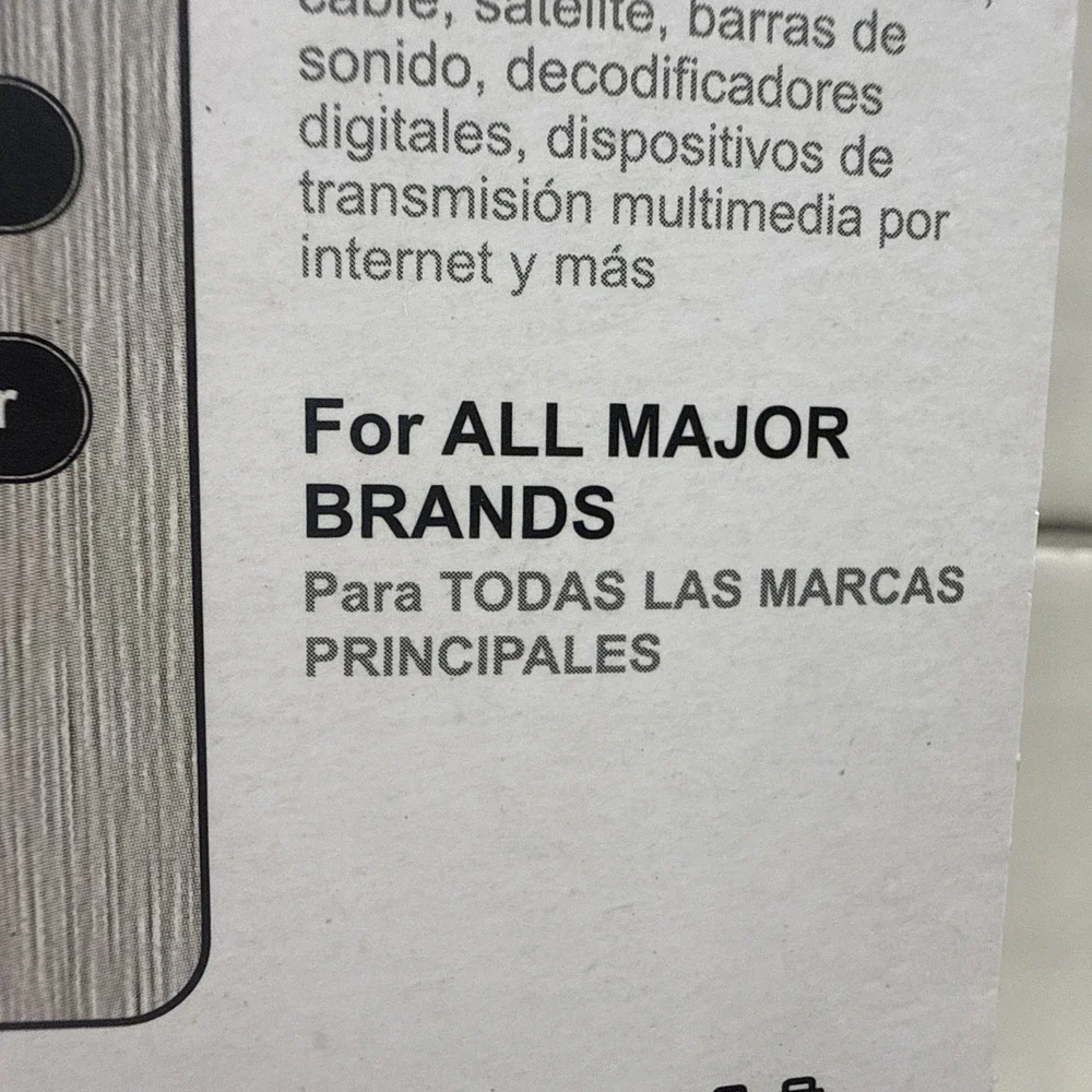 General Electric 33709 4 Device Universal Remote Control - New Silver